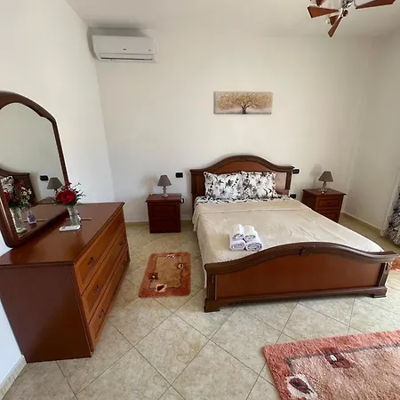 Grey Pearl Residence, *